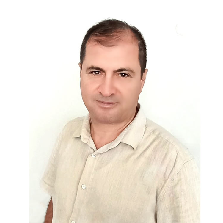 Dr. Hakan Bolat